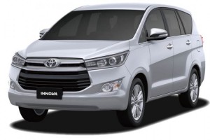 Innova 7 seat Car and Our Driver Tuan